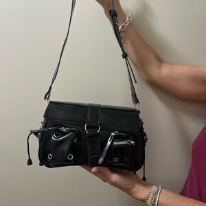 Trendy black purse